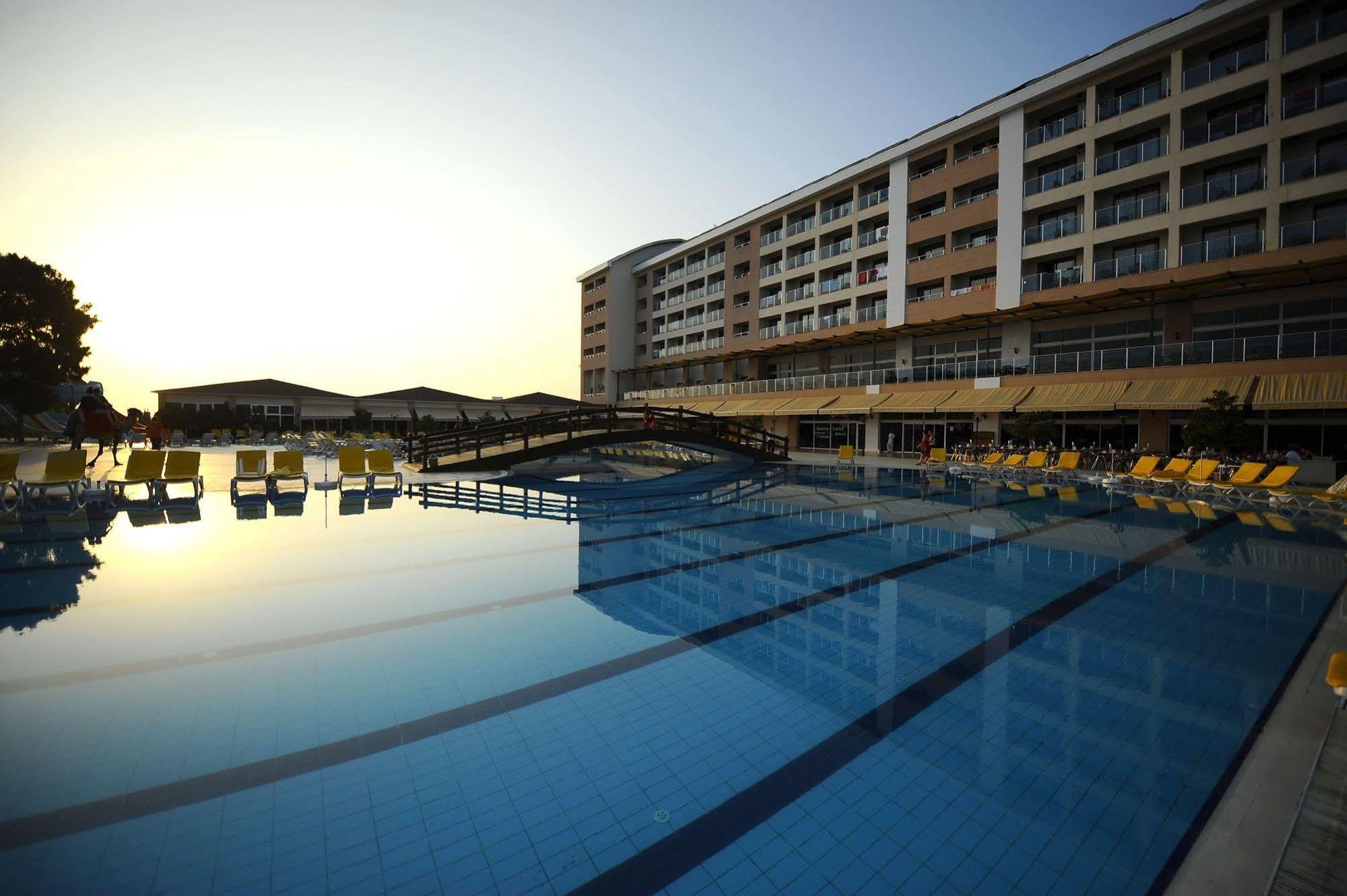 Casa Fora Beach Resort Side Exterior photo